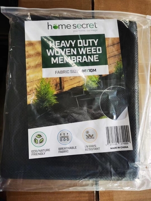 Roll Black Woven Ground Cover Weed Control Membrane Anti Weed Woven Fabric Pabrik Pasokan 80GSM 90GSM 100GSM