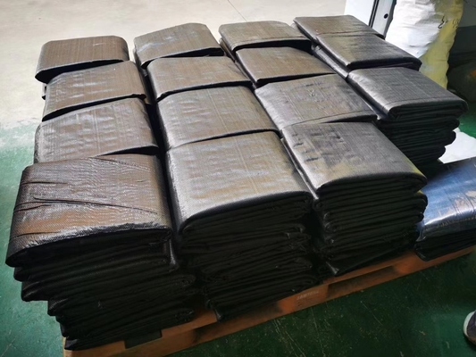 Roll Black Woven Ground Cover Weed Control Membrane Anti Weed Woven Fabric Pabrik Pasokan 80GSM 90GSM 100GSM